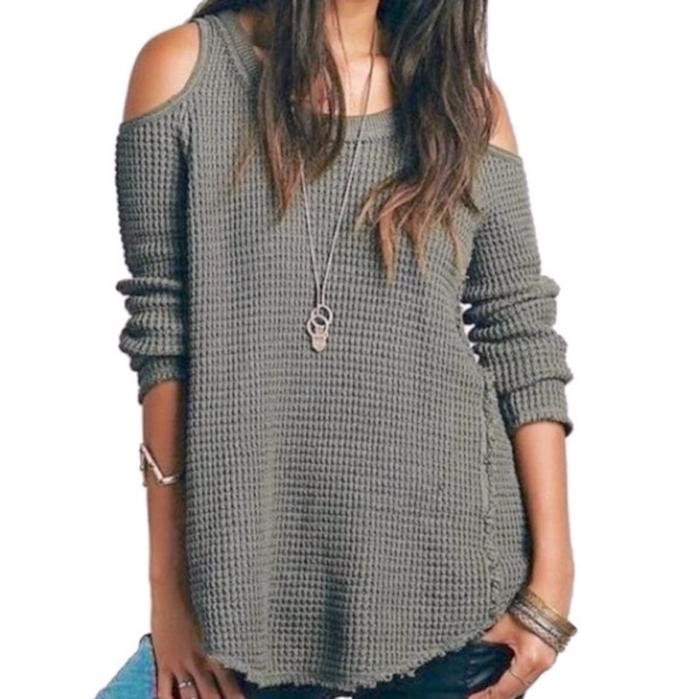 American Eagle Gray Soft & Sexy Plush Cold Shoulder Thermal Top, Women’s Size S.